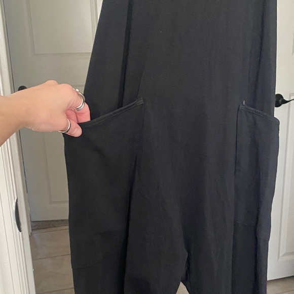 🌼 Cozy Black Jumpsuit XS Free People Hot Shot Style - Picture 3 of 6
